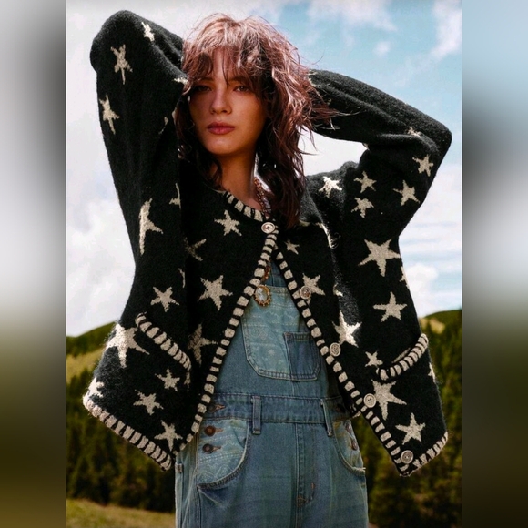 New Oversized Star Whip Stitch Knit Cardigan Sweater Jacket Black White - Picture 8 of 10